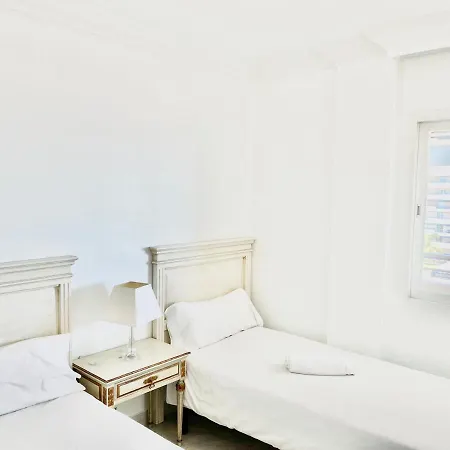 Marina Banus Center Puerto Banus מארבלה