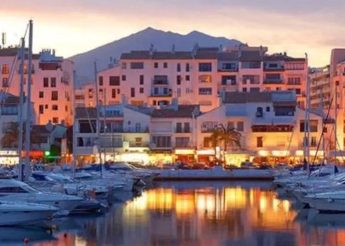 Marina Banus Center Puerto Banus Марбелья