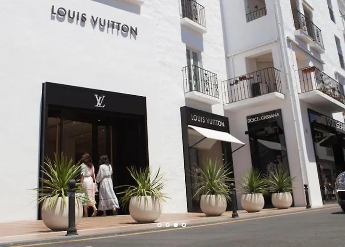 Marina Banus Center Puerto Banus * Марбелья